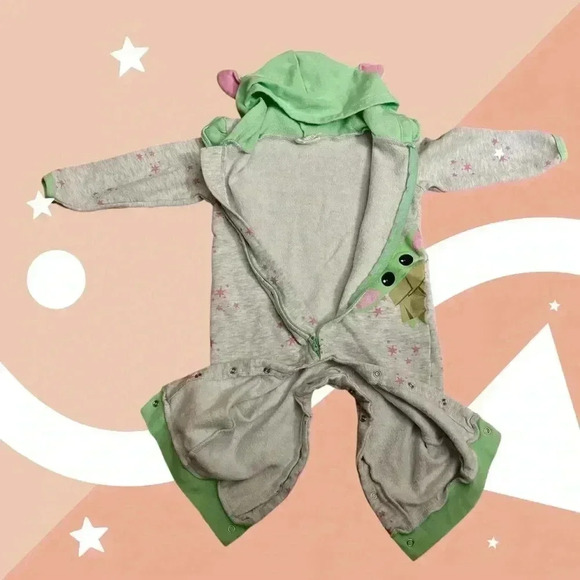 Star Wars “Cutest in the Galaxy” 18 mo onesie with ears, dsct bundling! - Picture 6 of 6